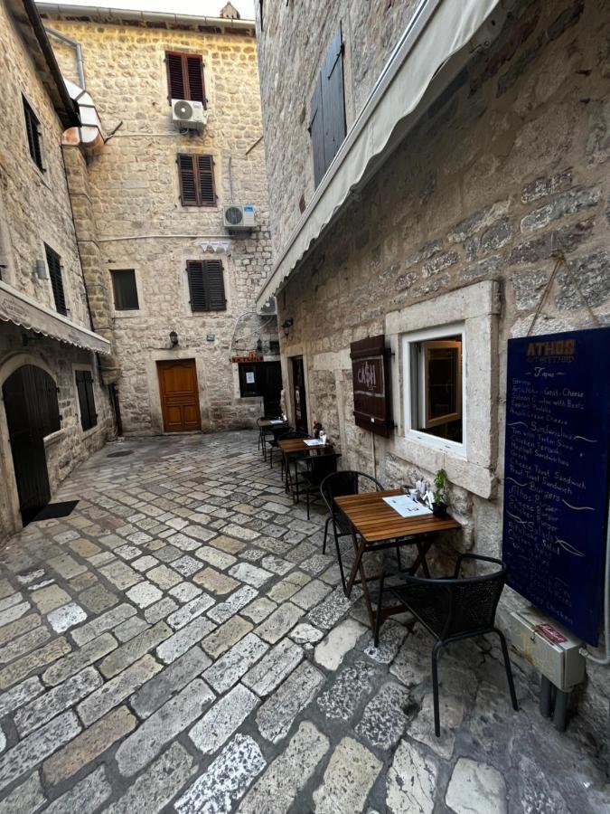 Athos Guesthouse 코토르 외부 사진
